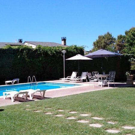Patricia Hotel Villaviciosa de Odón Екстериор снимка